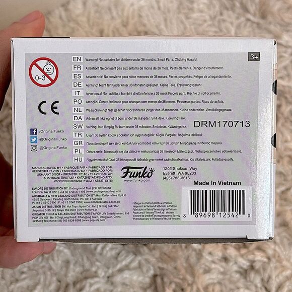 Funko Pop! Heroes #173 Steve Trevor Wonder Woman w/ Protective Case - Picture 6 of 7